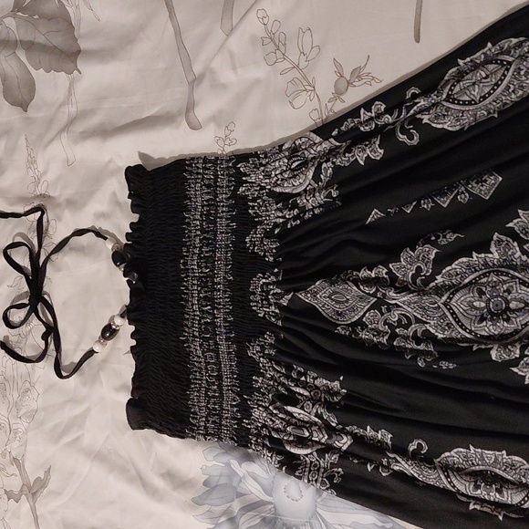 Cristinalove Dresses & Skirts - Cristinalove Elegant Black and White Dress